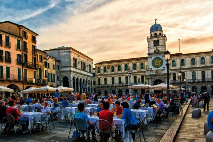 Italia: Becas Para Entrenamiento en Diversos Temas Universidad de Pádova